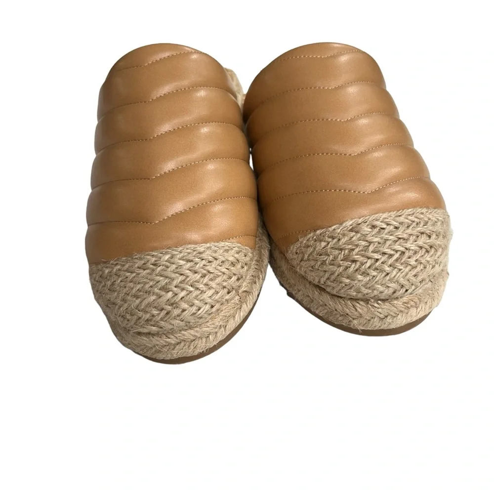 Bamboo Women’s Size 8 Tan, Espadrille, Closed Toe, Quilted, Woven Sandals, Mules